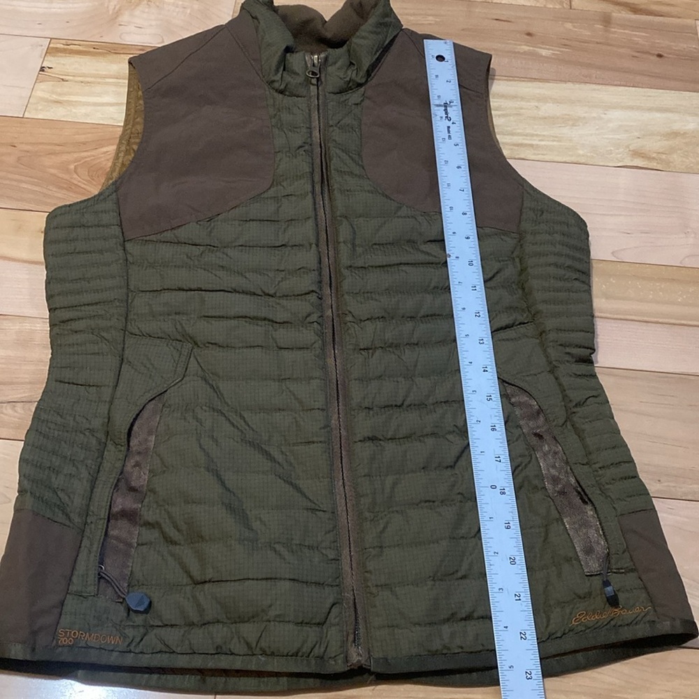 Women's Eddie Bauer Stormdown 700 Olive Quilted Vest - Picture 5 of 15